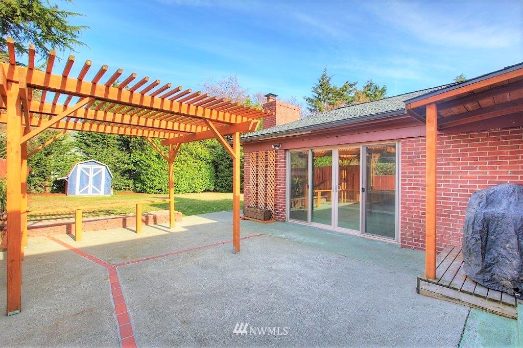 3516 Southwest 108th Street Seattle, WA 98146 - Photo 13 of 25 Gallery Image 13