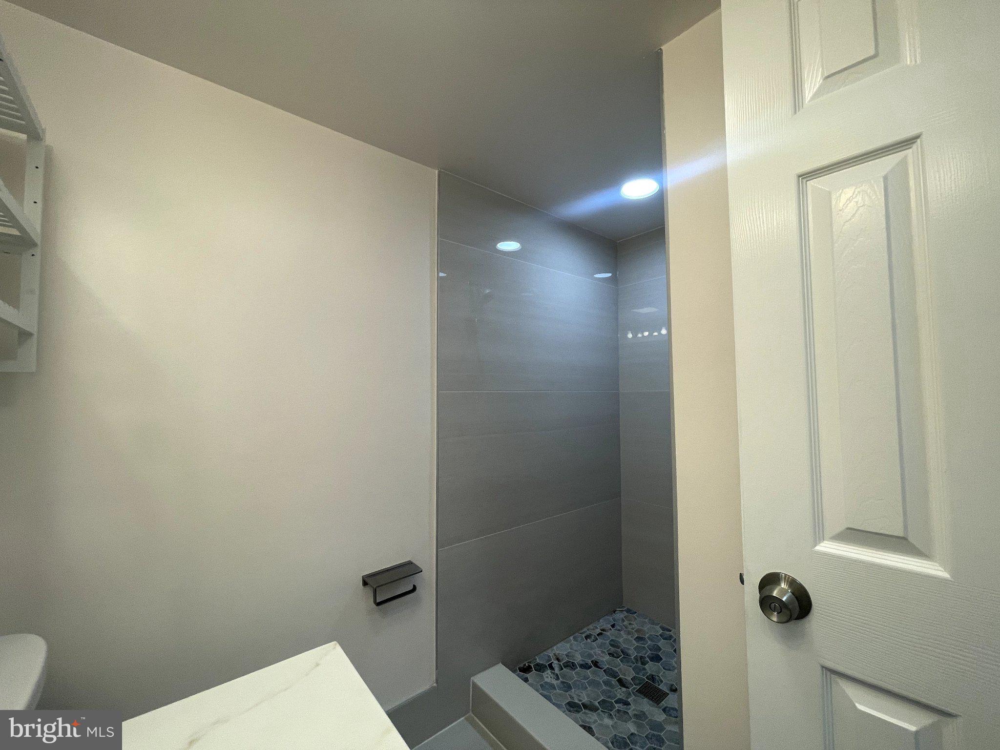 6280 Edsall Road, Unit 301 Alexandria, VA 22312 - Photo 10 of 13 Gallery Image 10