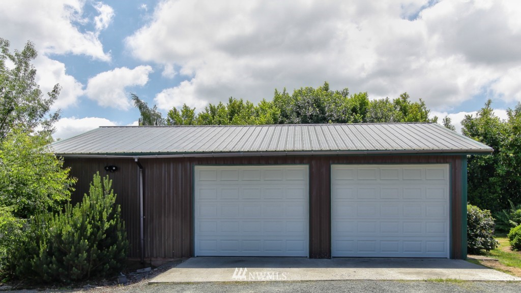 311 Gardner Road Burlington, WA 98233 - Photo 2 of 14 Gallery Image 2