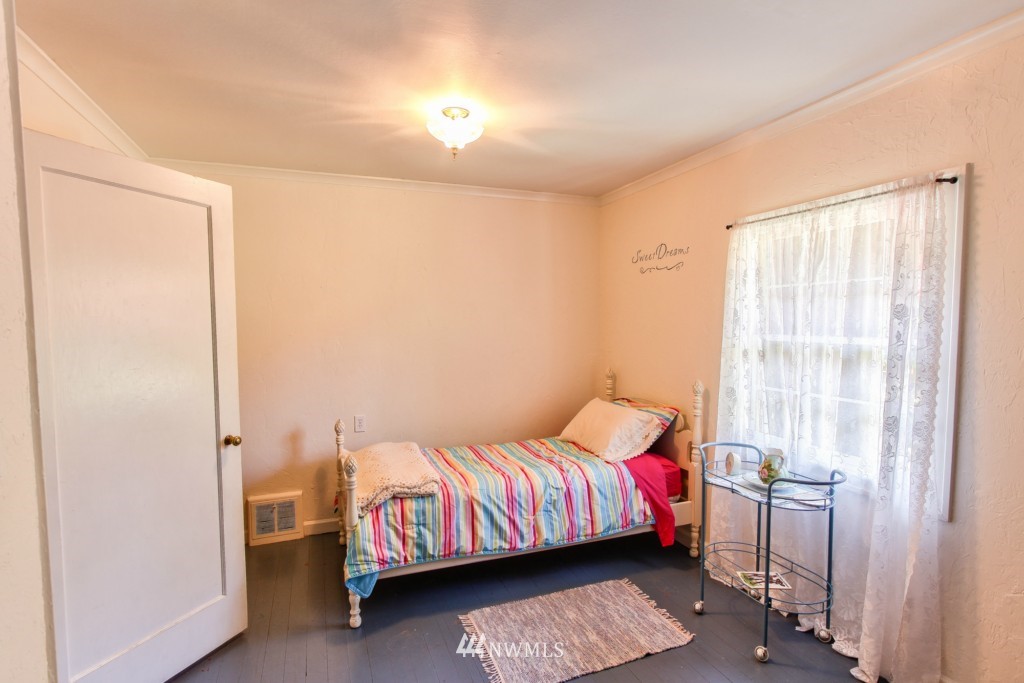 311 Gardner Road Burlington, WA 98233 - Photo 13 of 14 Gallery Image 13