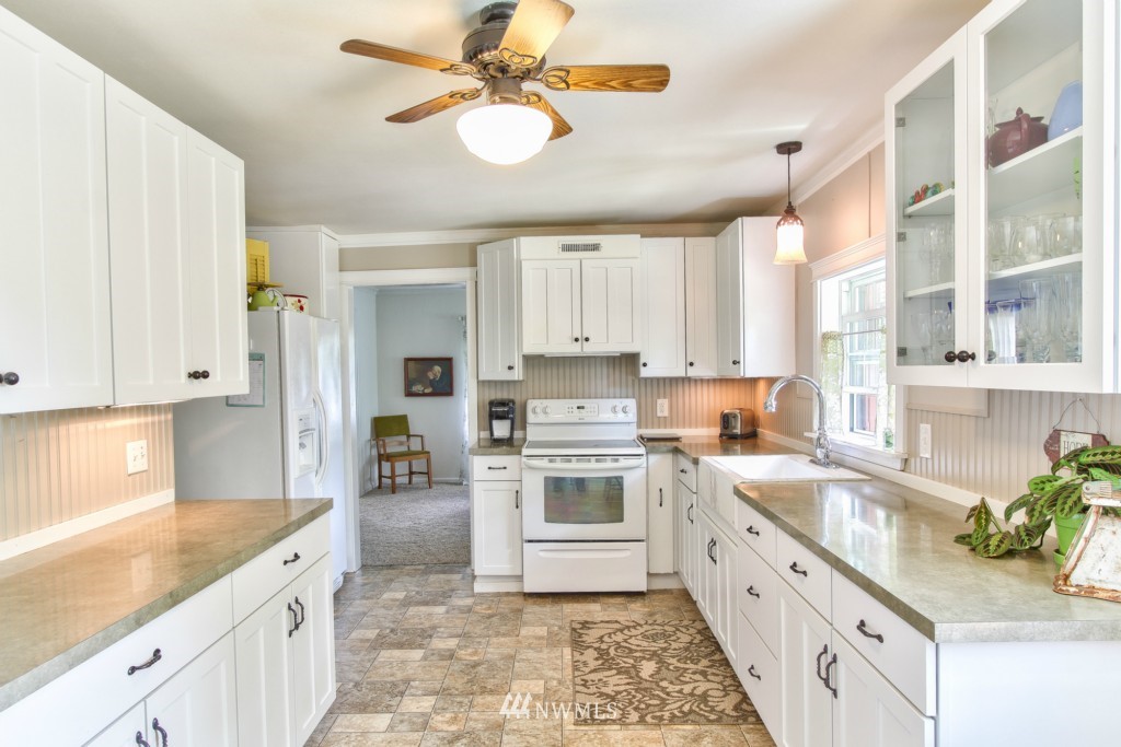 311 Gardner Road Burlington, WA 98233 - Photo 7 of 14 Gallery Image 7