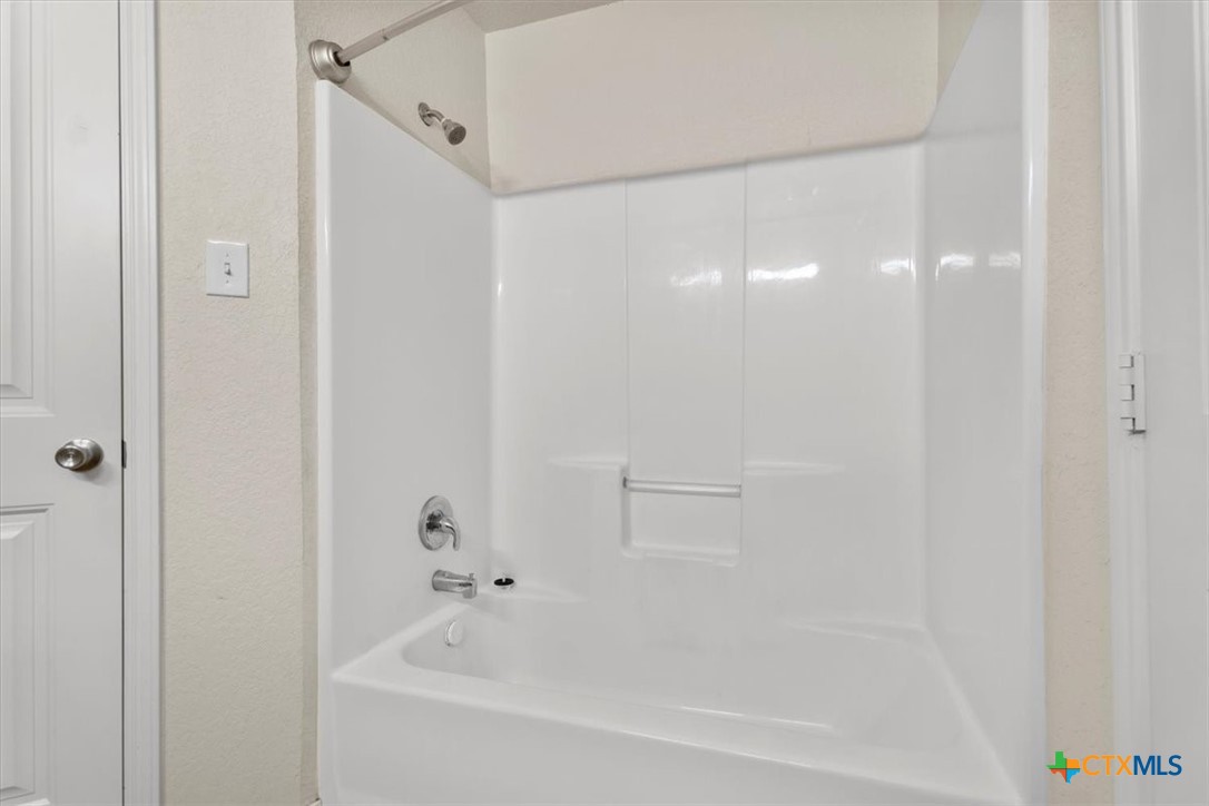 119 Weatherby Drive Spring Branch, TX 78070 - Photo 18 of 24