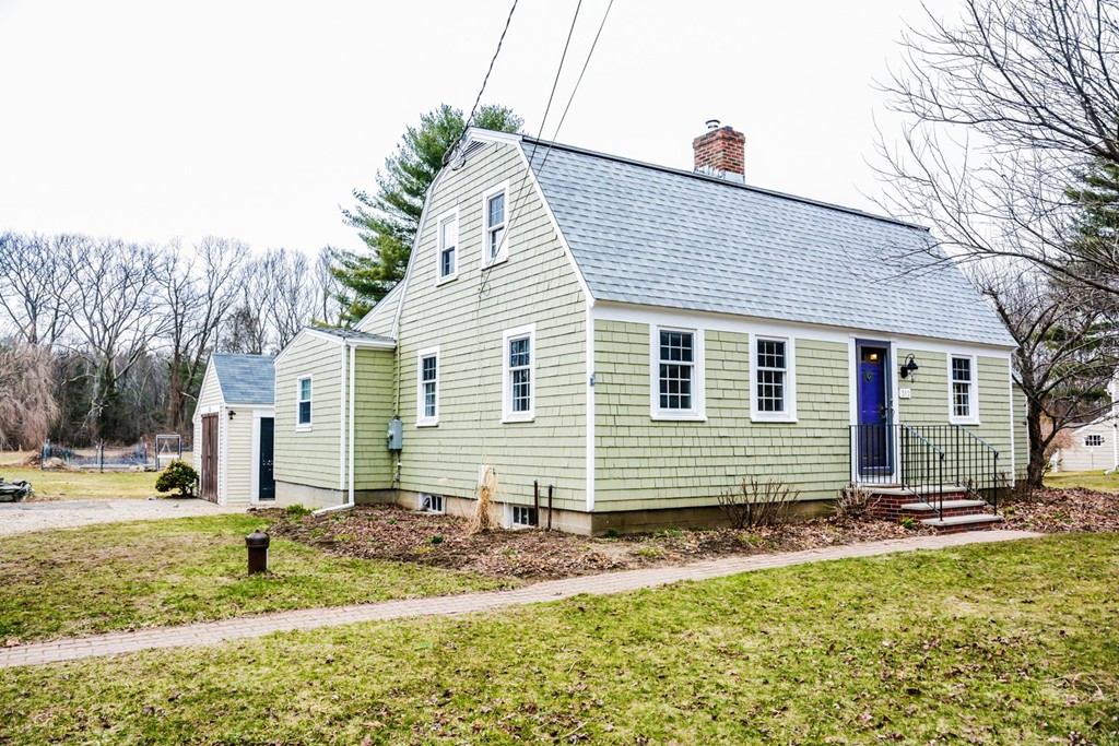 312 Red Acre Road Stow, MA 01775 - Photo 2 of 28