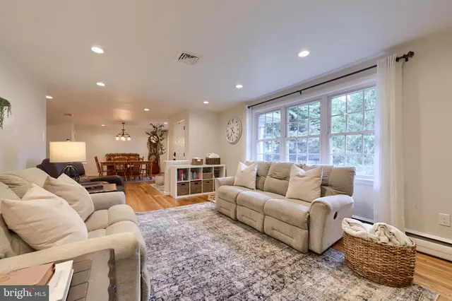 $699,000 | 209 Sego Sago Road, Lititz, PA 17543