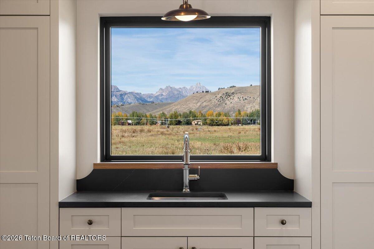 2265 South Log Cabin Club Road Jackson, WY 83001 - Photo 12 of 33 03-03 - 2265 S Log Cabin Club Road (Exte