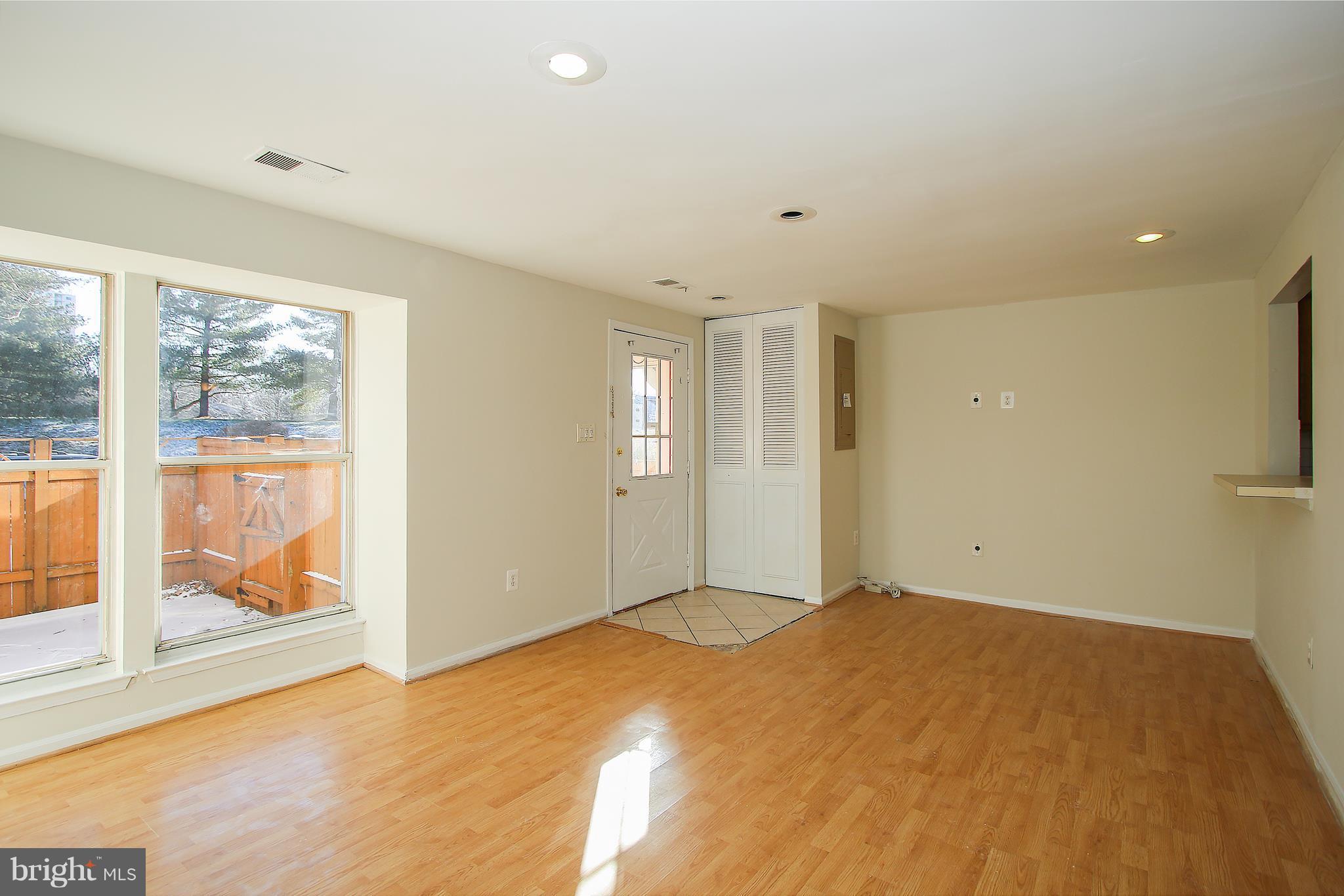428 Legato Terrace Silver Spring, MD 20901 - Photo 3 of 14 Living Room