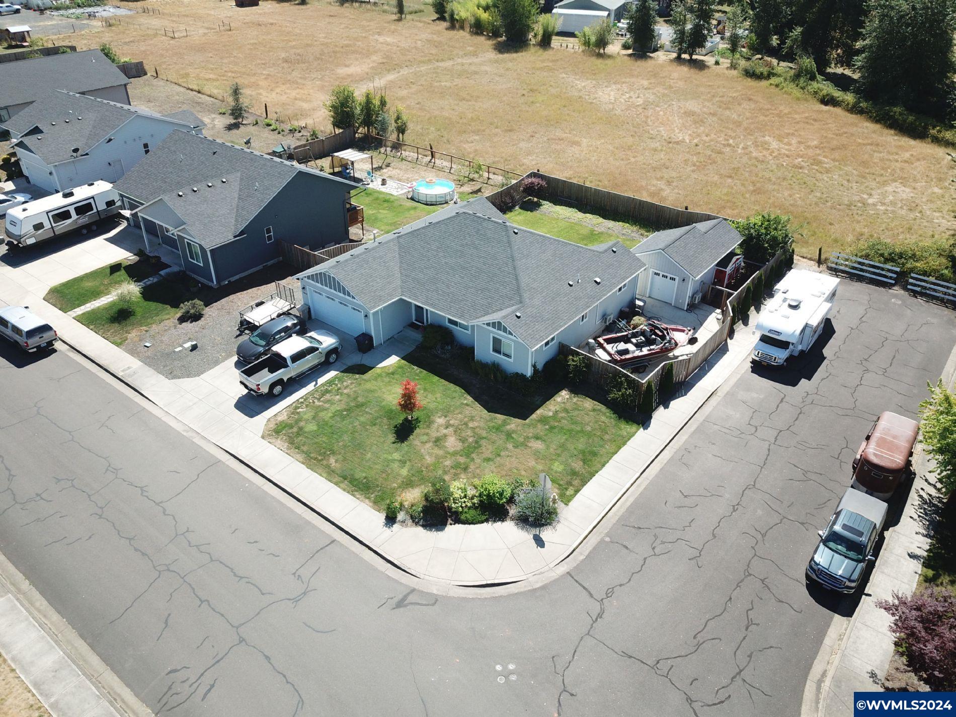 38636 Filbert Street Scio, OR 97374 - Photo 2 of 16 Gallery Image 2