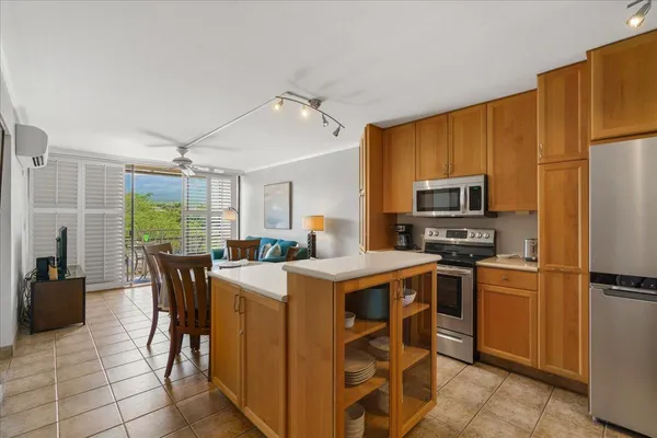 $585,000 | 2219 South Kihei Road, Unit B414, Kihei, HI 96753