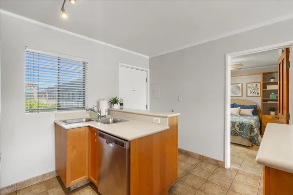 $585,000 | 2219 South Kihei Road, Unit B414, Kihei, HI 96753