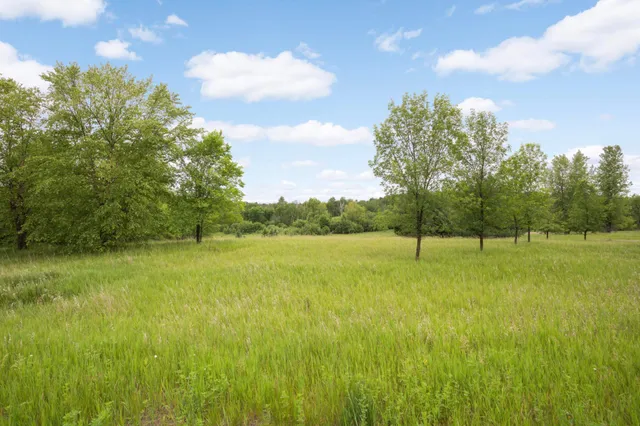 $199,900 | 12527 249th Avenue Northwest, Zimmerman, MN 55398