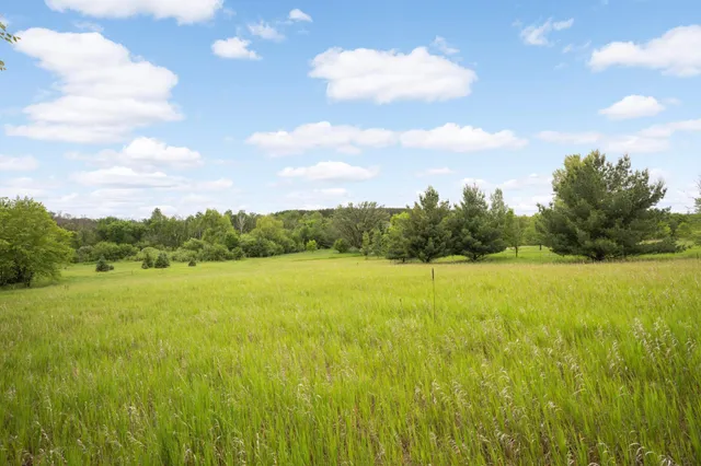 $199,900 | 12527 249th Avenue Northwest, Zimmerman, MN 55398