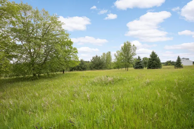 $199,900 | 12527 249th Avenue Northwest, Zimmerman, MN 55398