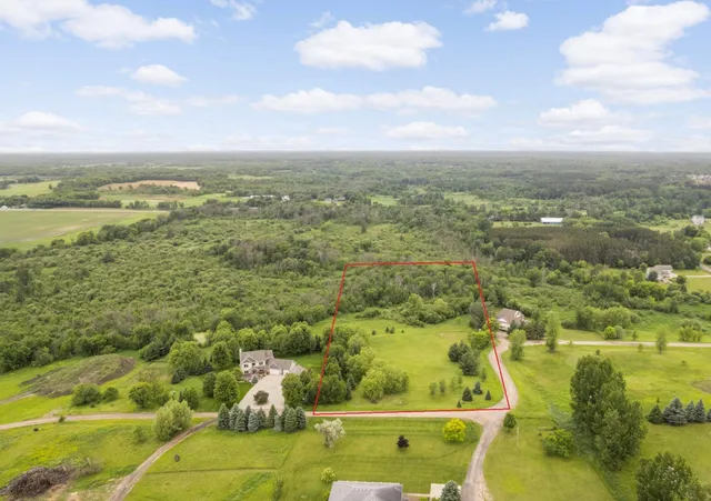 $199,900 | 12527 249th Avenue Northwest, Zimmerman, MN 55398