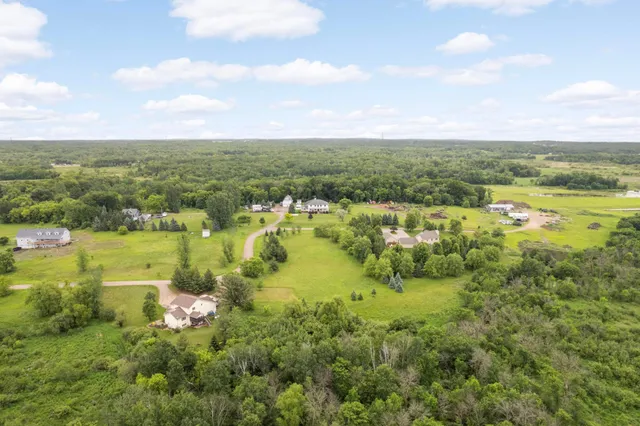 $199,900 | 12527 249th Avenue Northwest, Zimmerman, MN 55398