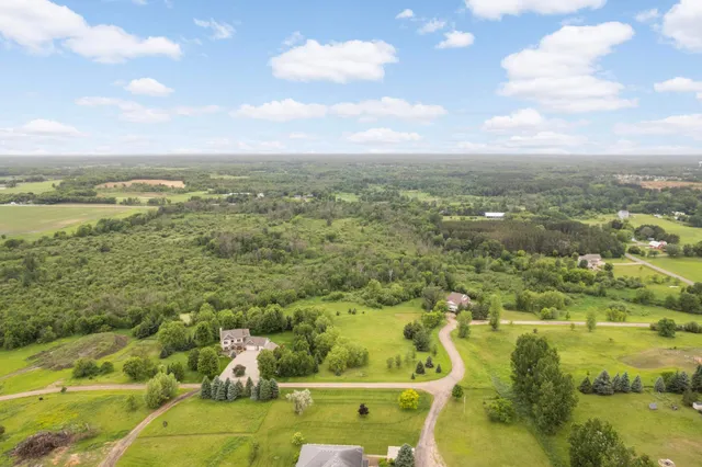 $199,900 | 12527 249th Avenue Northwest, Zimmerman, MN 55398