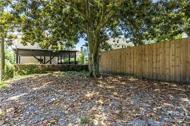 $10,000 | 602 East Victory Drive, Savannah, GA 31405