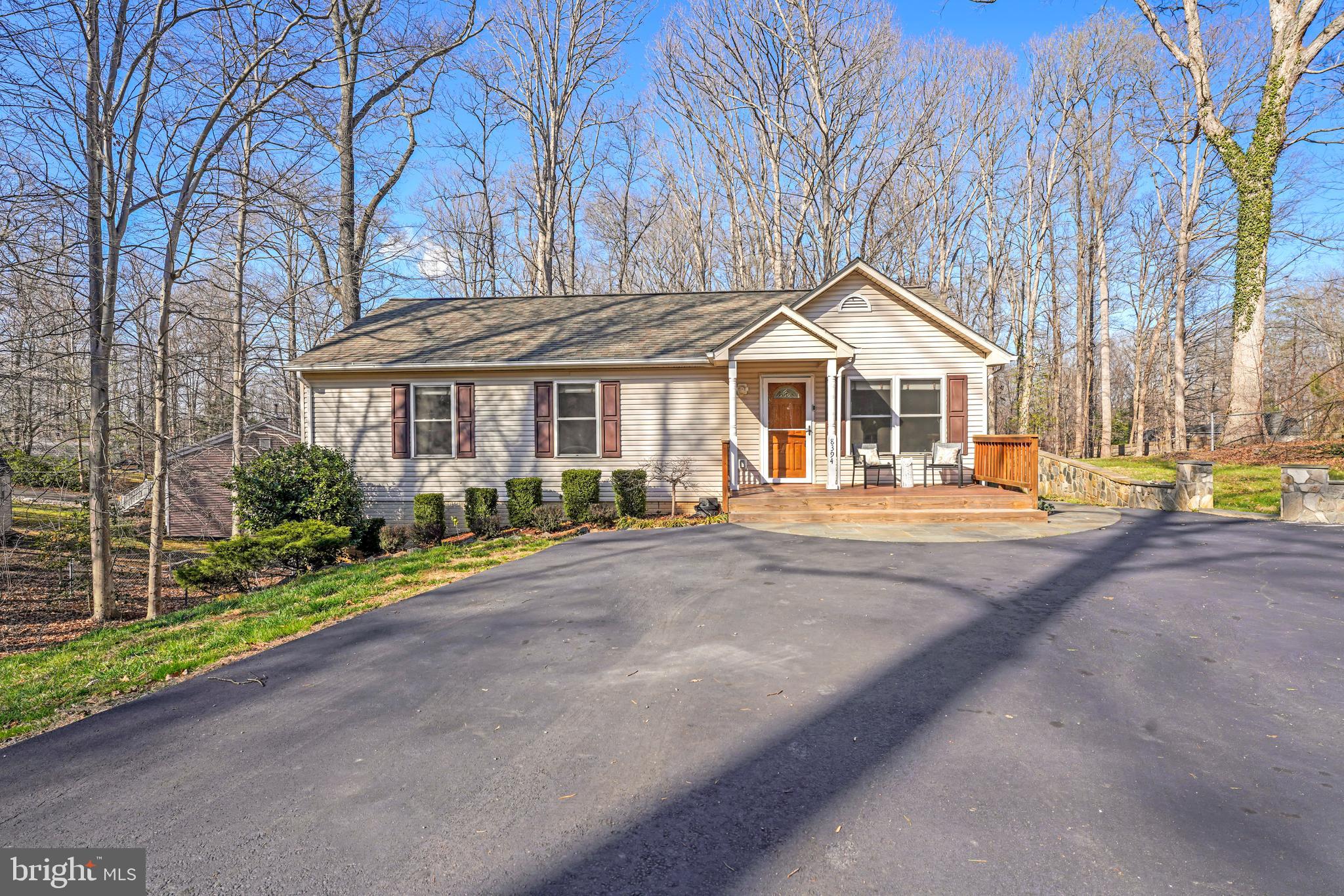 8394 Cobb Road Manassas, VA 20112 - Photo 1 of 40