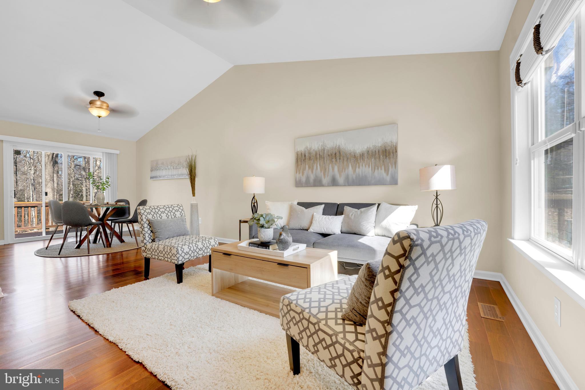8394 Cobb Road Manassas, VA 20112 - Photo 5 of 40