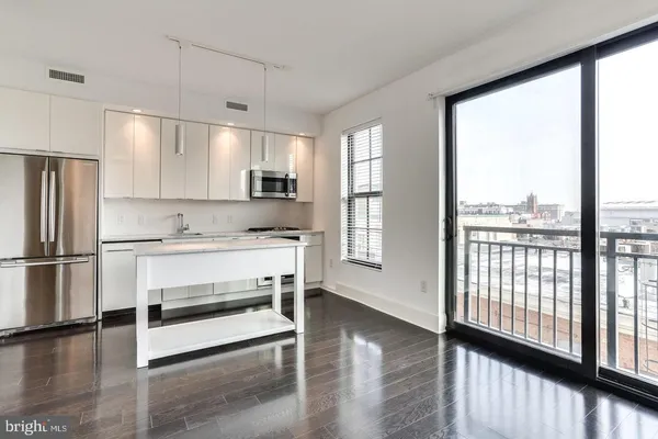 $2,449 | 1011 M Street Northwest, Unit 606, Washington, DC 20001