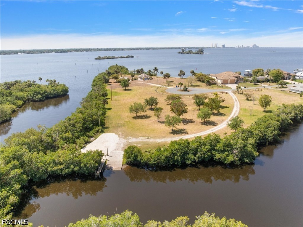 1720 Club House Road North Fort Myers, FL 33917 - Photo 32 of 36