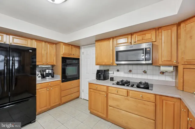 $360,000 | 118 Old Orchard Road, York, PA 17403