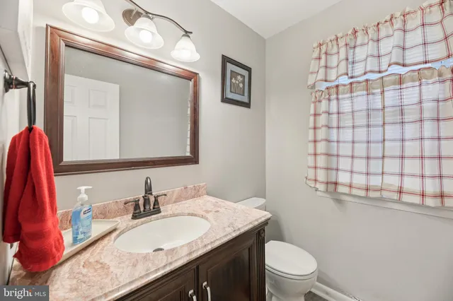 $360,000 | 118 Old Orchard Road, York, PA 17403