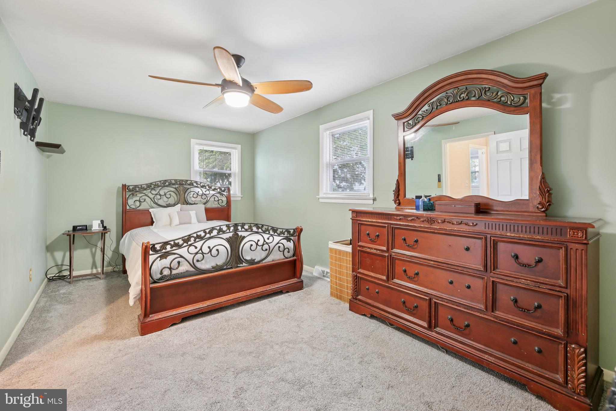 118 Old Orchard Road York, PA 17403 - Photo 25 of 39 Primary Bedroom