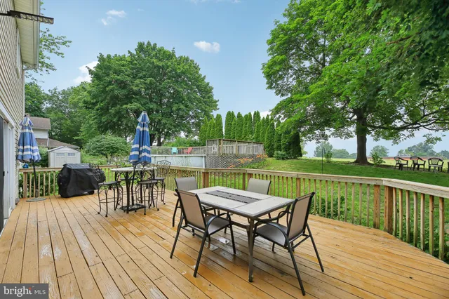 $360,000 | 118 Old Orchard Road, York, PA 17403