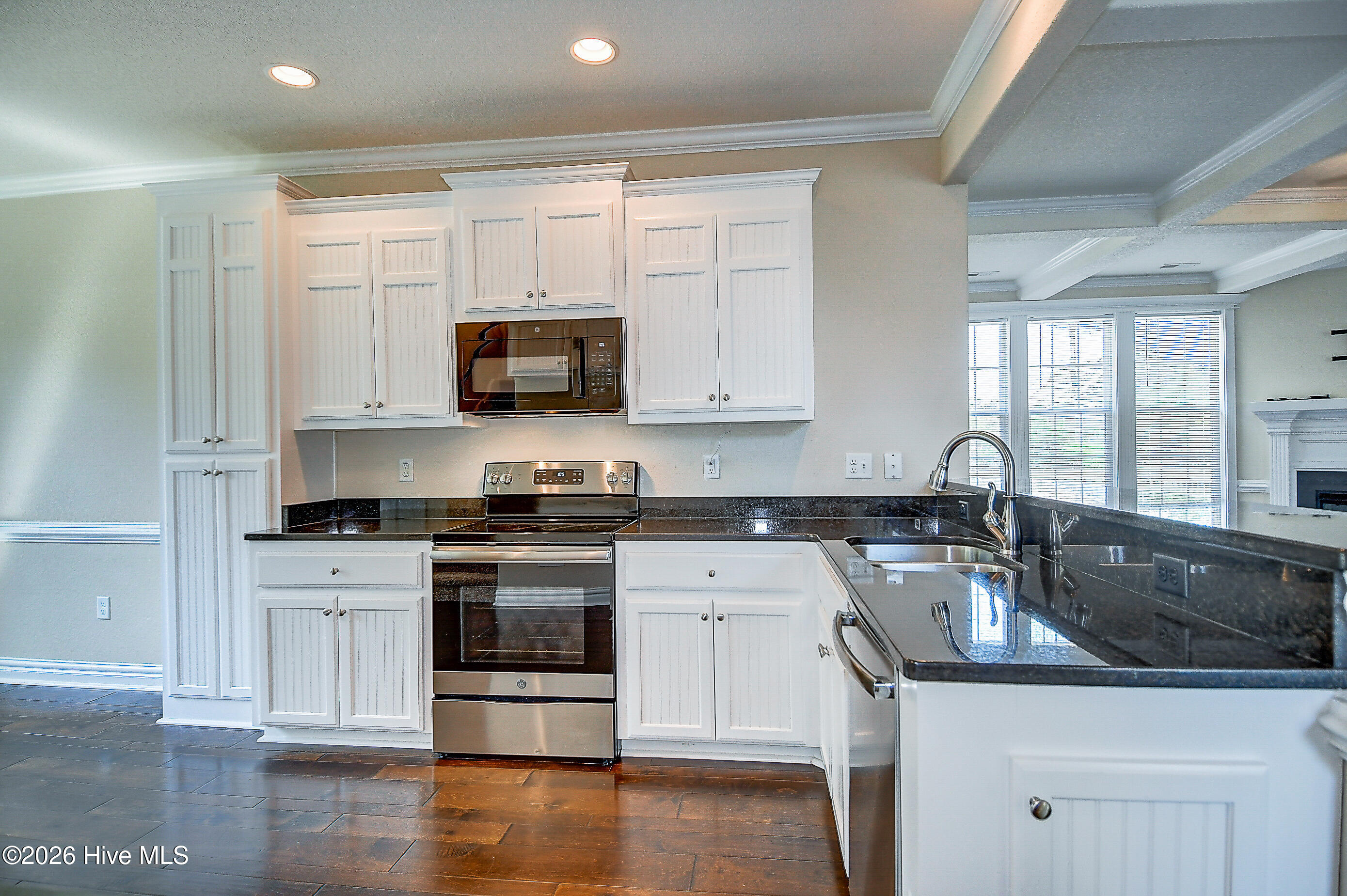102 Armstead Court Currituck, NC 27929 - Photo 12 of 51 Kitchen