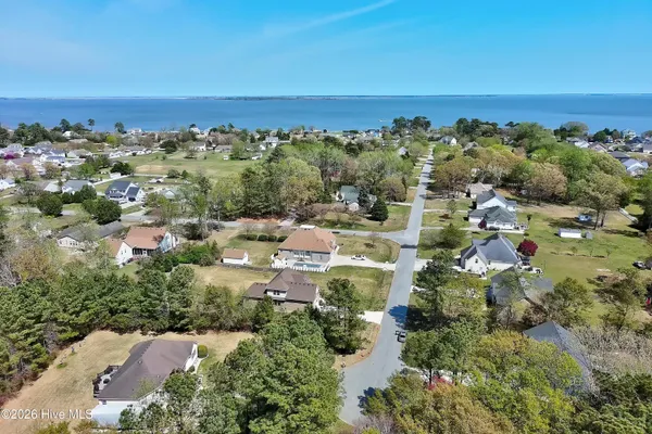 $584,000 | 102 Armstead Court, Currituck, NC 27929