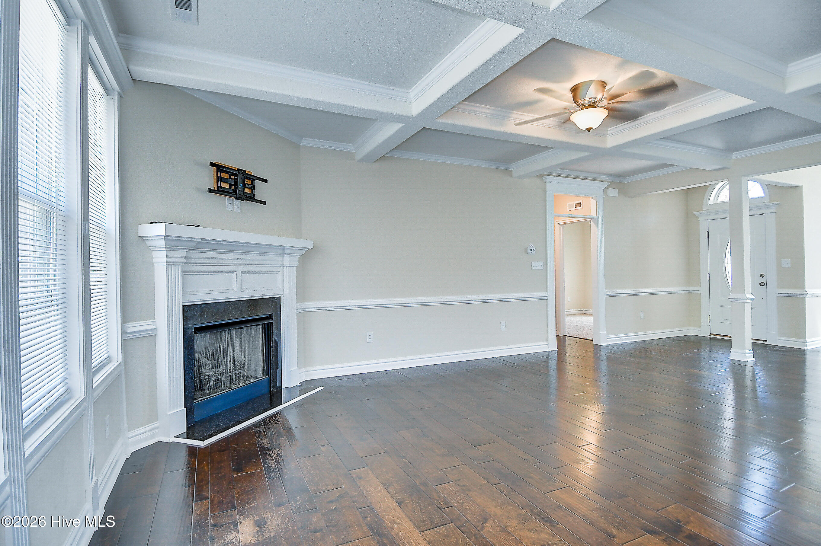 102 Armstead Court Currituck, NC 27929 - Photo 8 of 51 Family Room