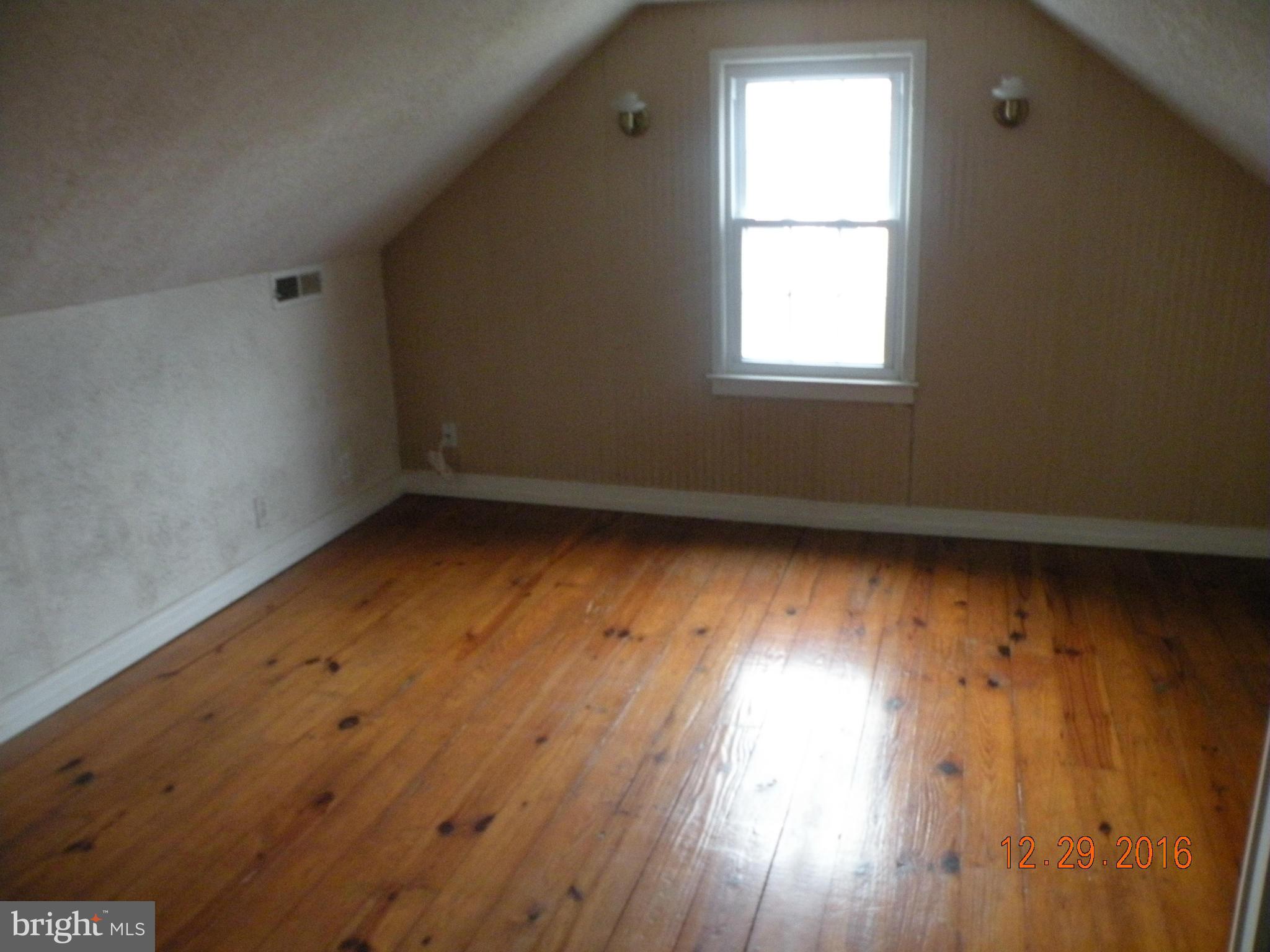 8110 Cornwall Road Baltimore, MD 21222 - Photo 3 of 10 Bedroom