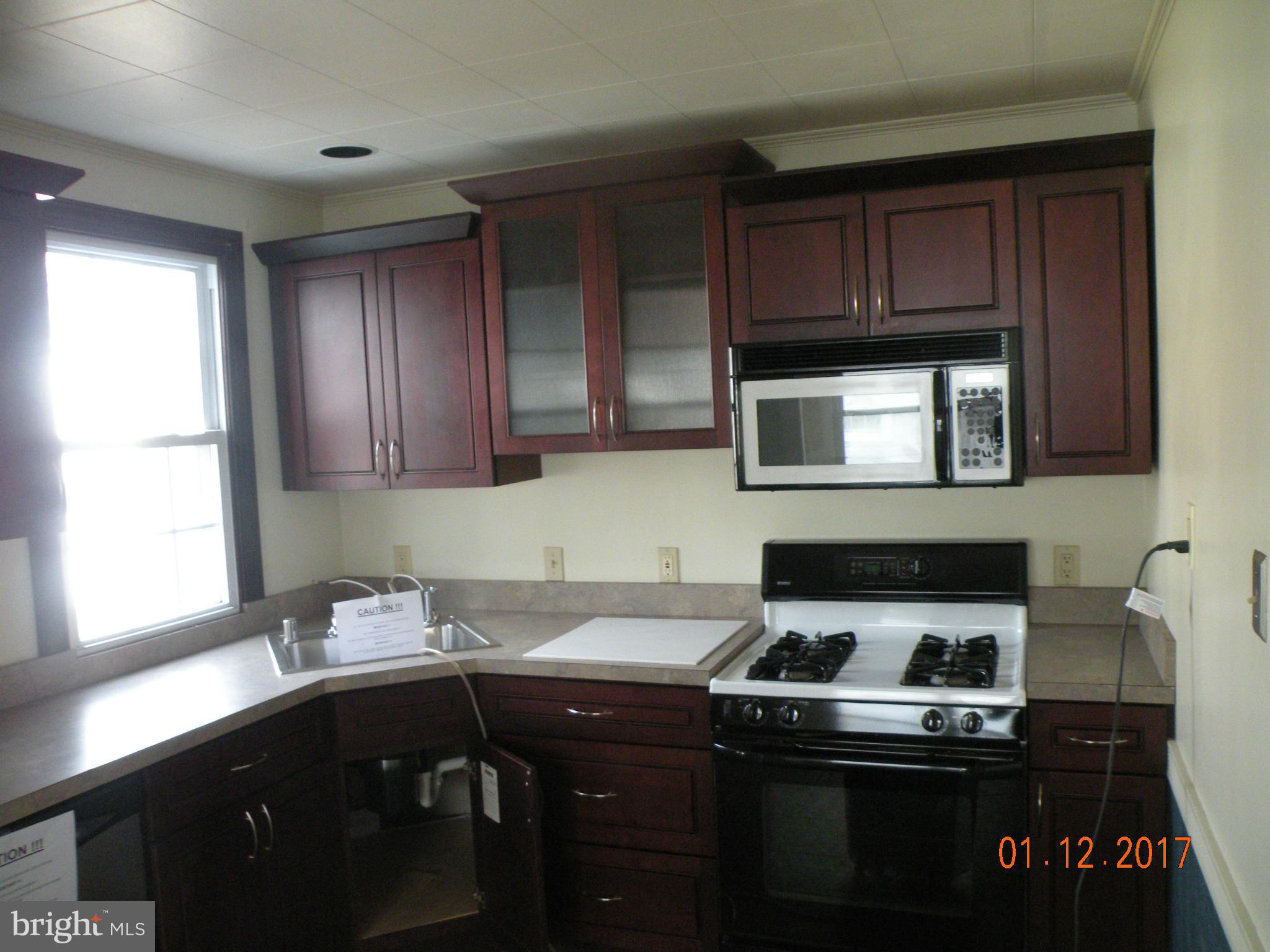 8110 Cornwall Road Baltimore, MD 21222 - Photo 7 of 10 Kitchen