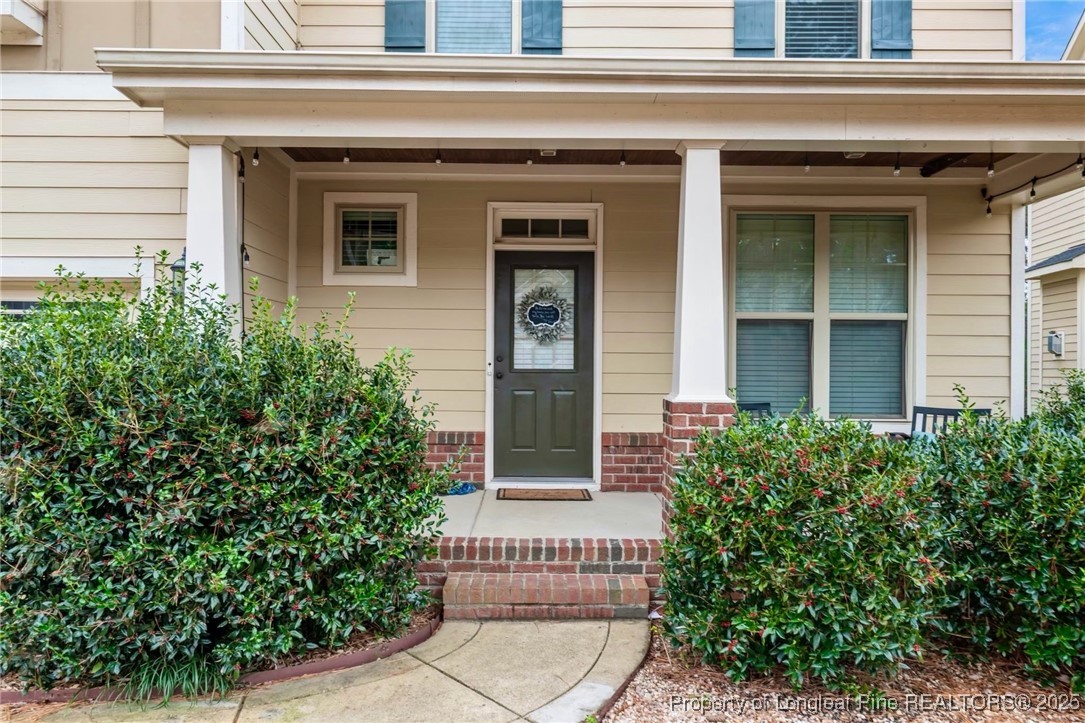 182 Valley Stream Road Spring Lake, NC 28390 - Photo 2 of 26 front view of a house