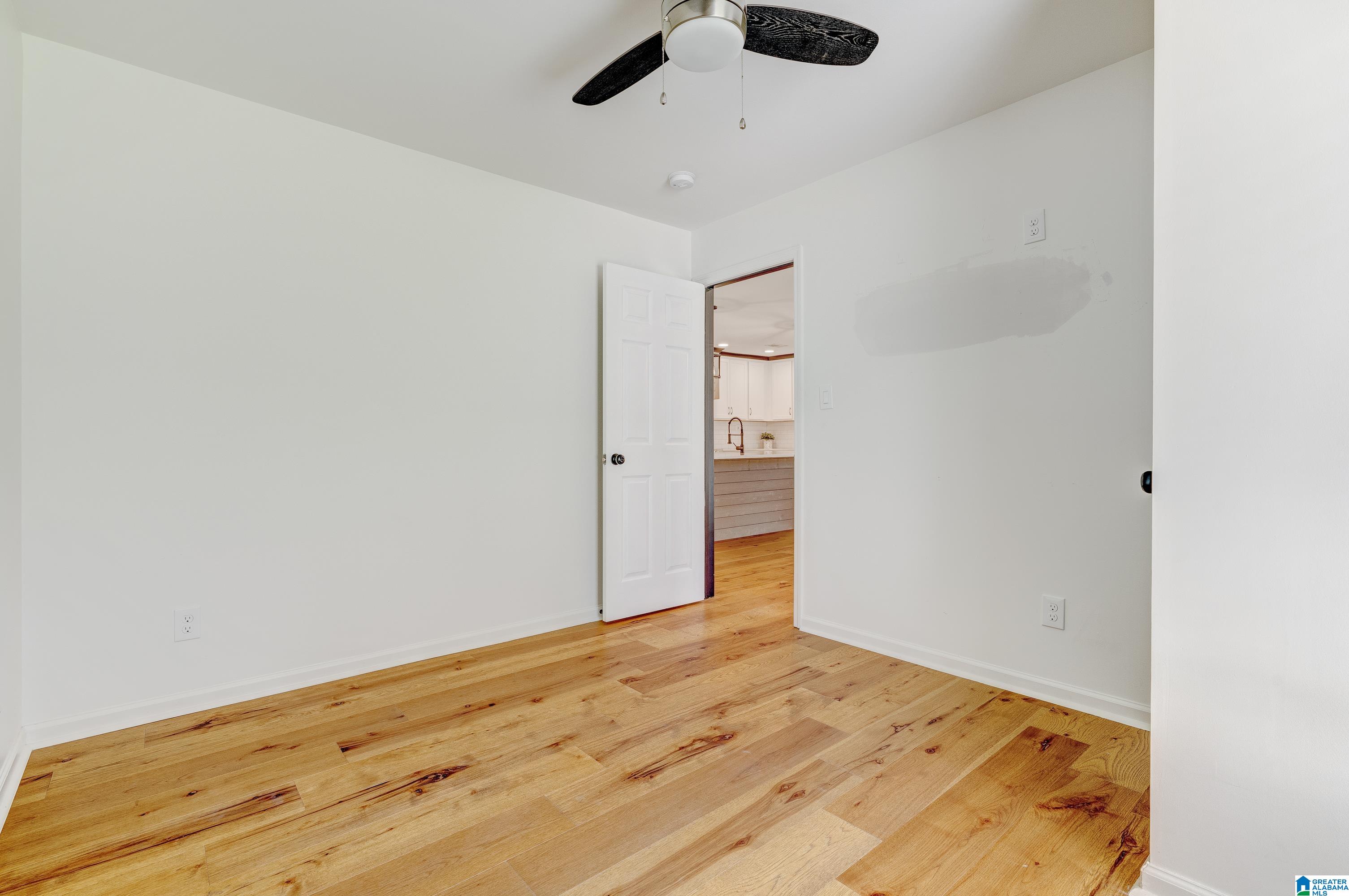 5804 Southhall Road Birmingham, AL 35213 - Photo 17 of 36