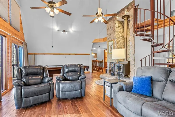 $480,000 | 9843 East Vista Drive, Hillsboro, MO 63050