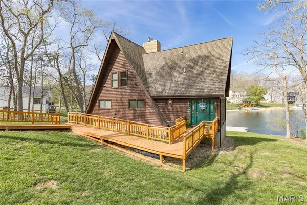 $480,000 | 9843 East Vista Drive, Hillsboro, MO 63050