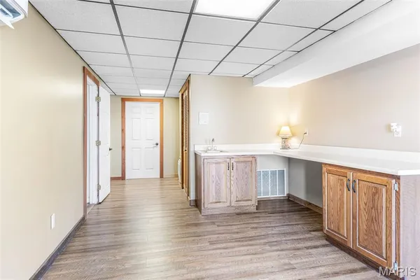 $480,000 | 9843 East Vista Drive, Hillsboro, MO 63050