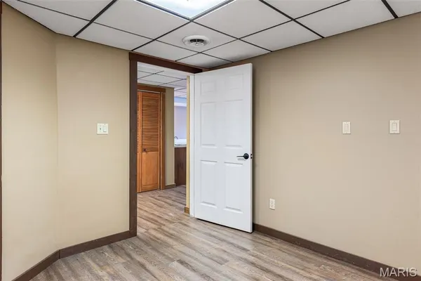 $480,000 | 9843 East Vista Drive, Hillsboro, MO 63050