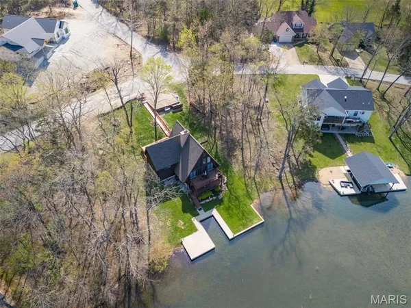 $480,000 | 9843 East Vista Drive, Hillsboro, MO 63050