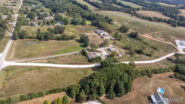$99,900 | 3218 South S Highway, Winfield, MO 63389