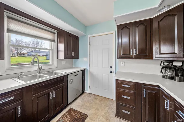 $260,000 | 17746 Hartman Street, South Bend, IN 46614