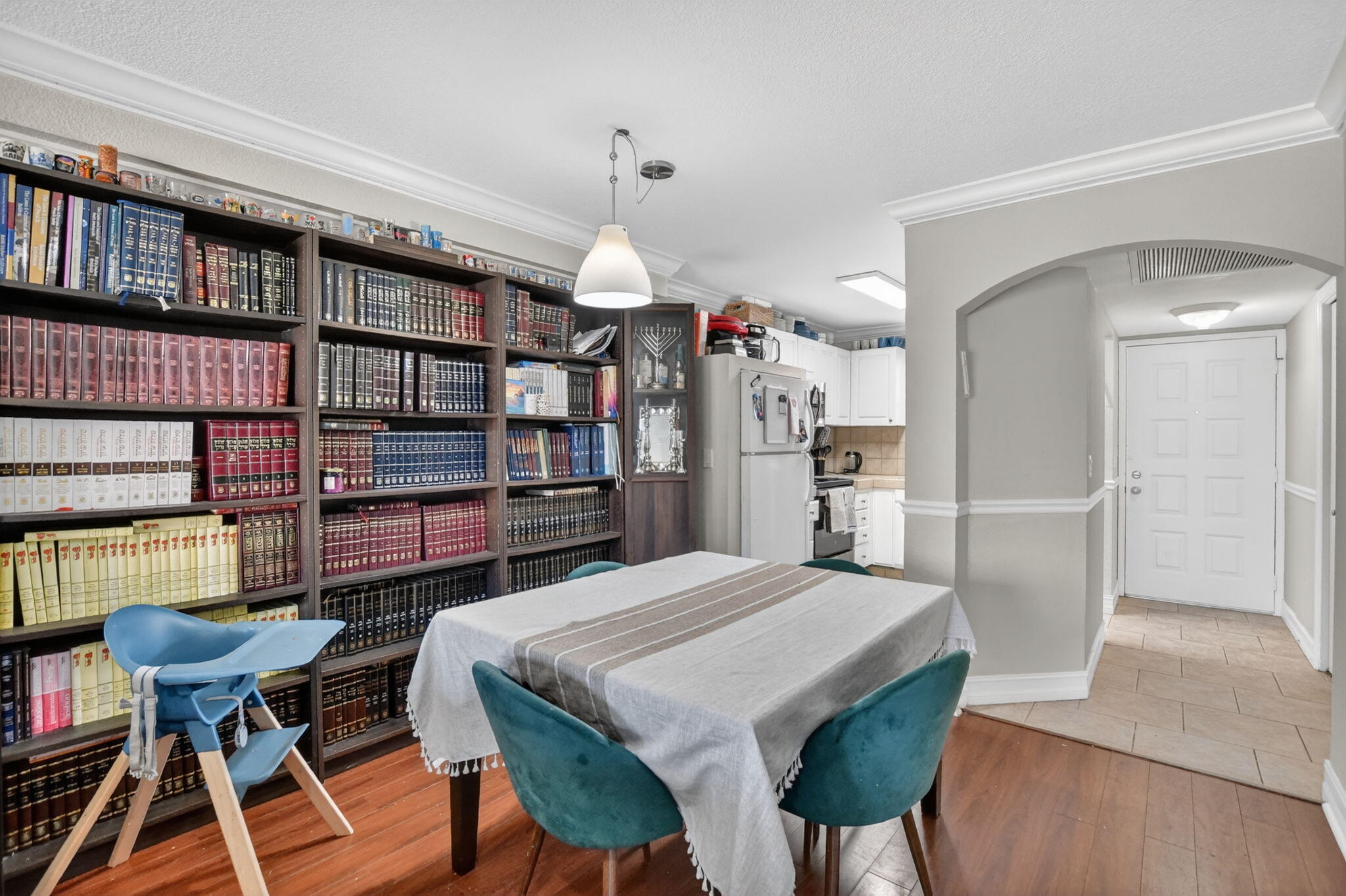 21895 Lake Forest Circle, Unit 201 Boca Raton, FL 33433 - Photo 9 of 19 10-web-or-mls-DSC_7347