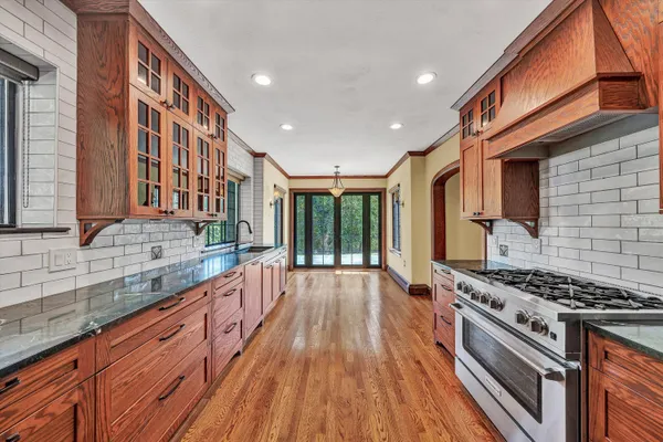 $1,450,000 | 2752 Jefferson Street Southeast, Roanoke, VA 24014