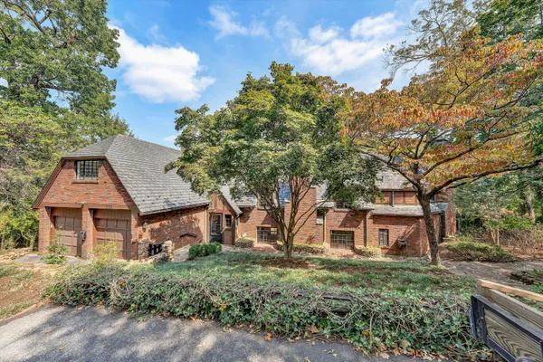$1,450,000 | 2752 Jefferson Street Southeast, Roanoke, VA 24014