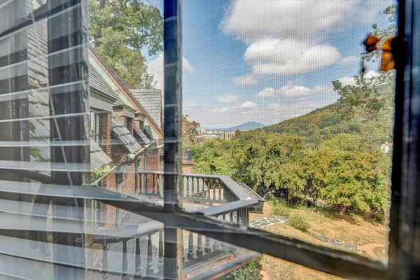 $1,450,000 | 2752 Jefferson Street Southeast, Roanoke, VA 24014