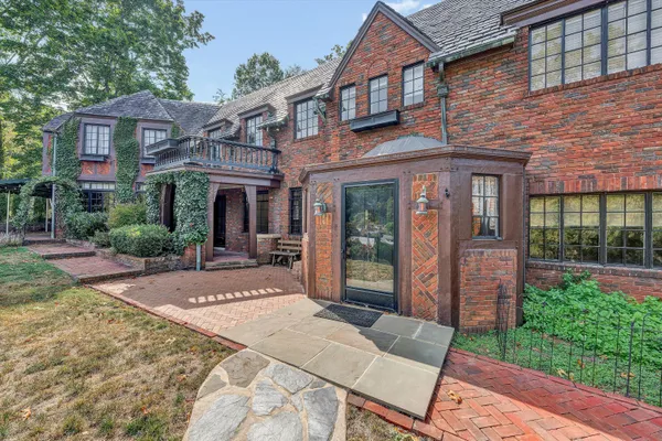 $1,450,000 | 2752 Jefferson Street Southeast, Roanoke, VA 24014