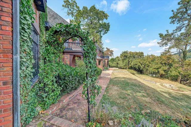 $1,500,000 | 2752 Jefferson Street Southeast, Roanoke, VA 24014