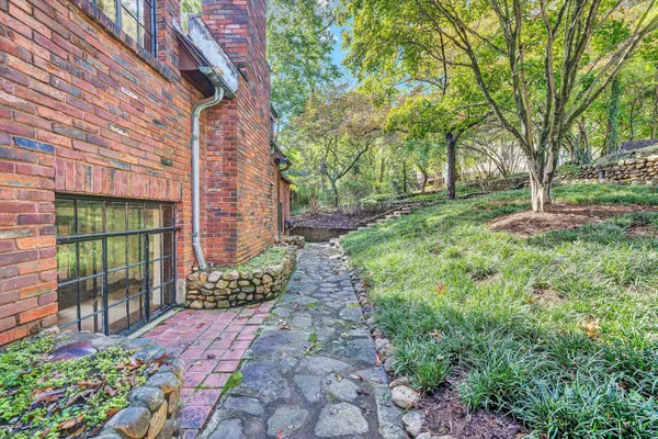 $1,450,000 | 2752 Jefferson Street Southeast, Roanoke, VA 24014