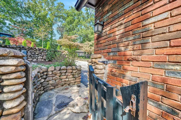 $1,450,000 | 2752 Jefferson Street Southeast, Roanoke, VA 24014